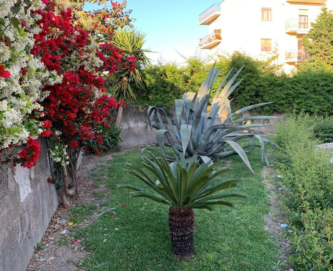 B&B Domus Vettii Pompeï Buitenkant foto